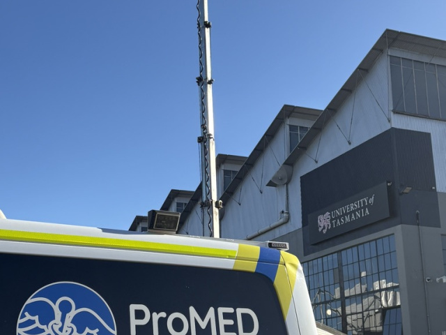 3749 F87 D 80 B0 4251 9654 96 B9 EDEA7 B4 F 1 105 c